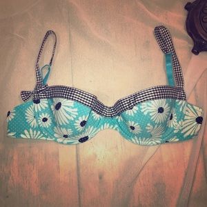 Victoria’s Secret Very Sexy Balconet bra- 36D